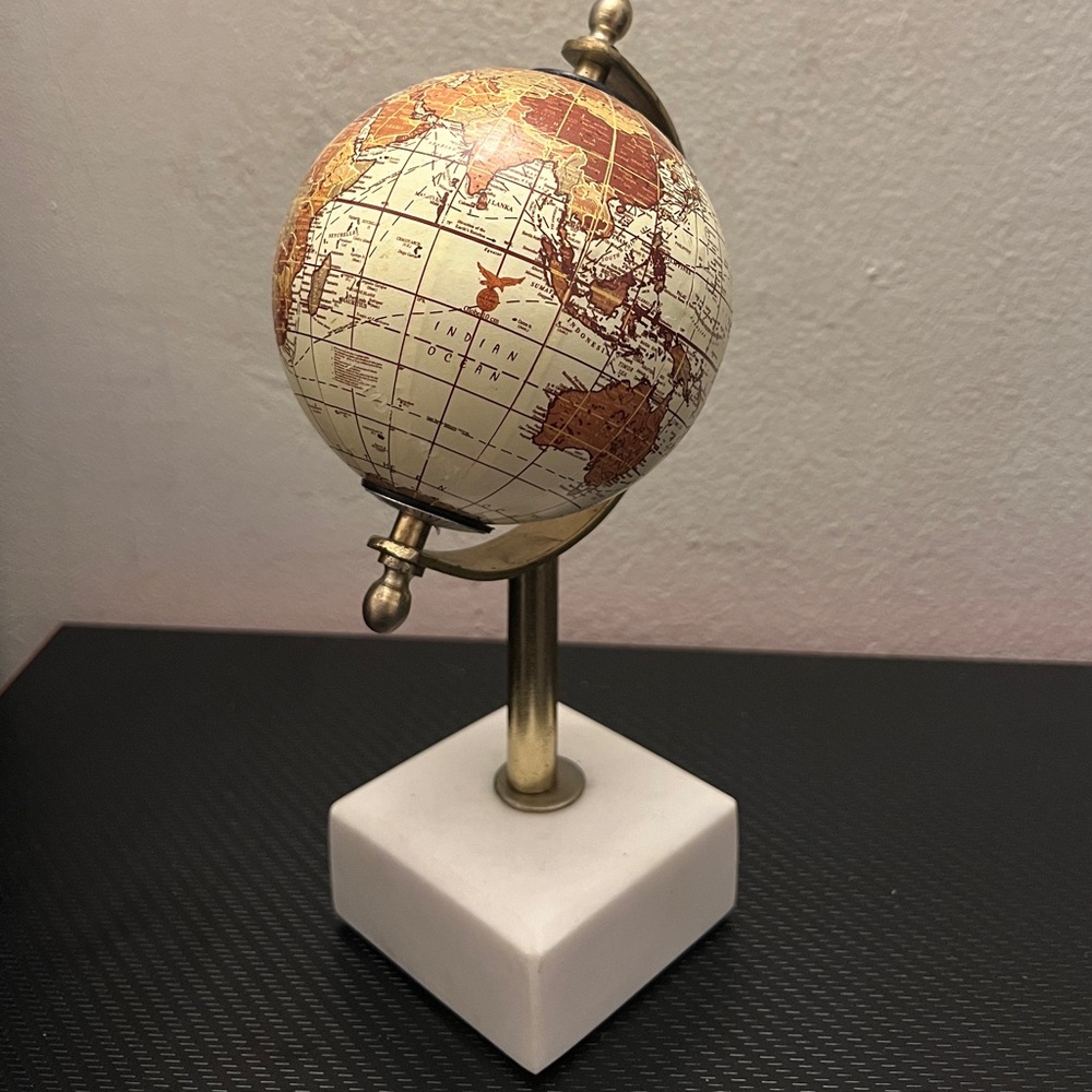 AMERICAN ATELIER GLOBE